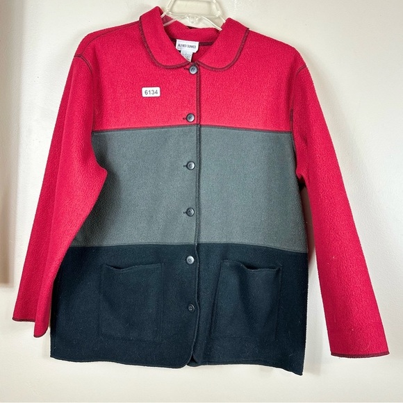 Alfred Dunner Jackets & Blazers - Alfred Dunner large fleece jacket 25 p2p 28” length. Preowned.
